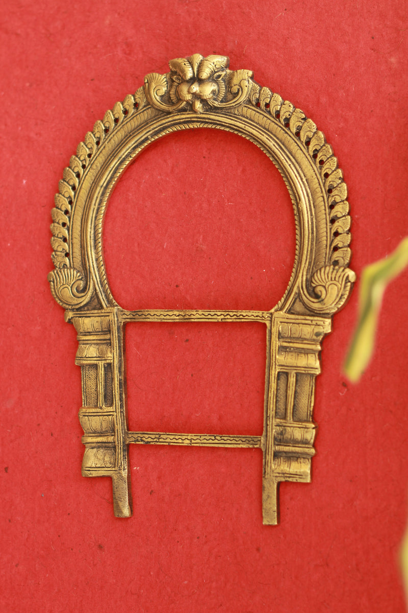 Brass Kirtimukha Prabhavali
